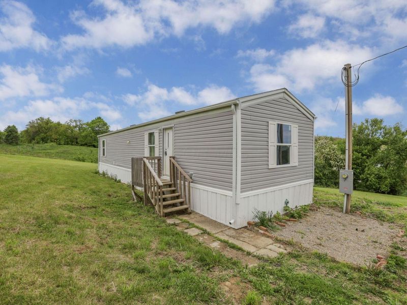 7925 Hunter Road SW, Amanda, OH 43102 Photo 4