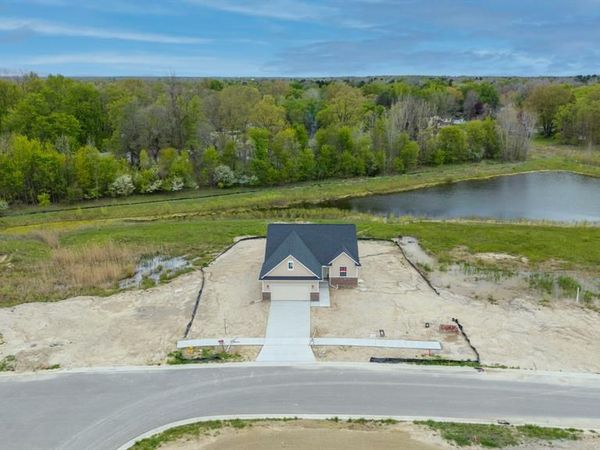 2279 Baltimore , Davison, MI 48423