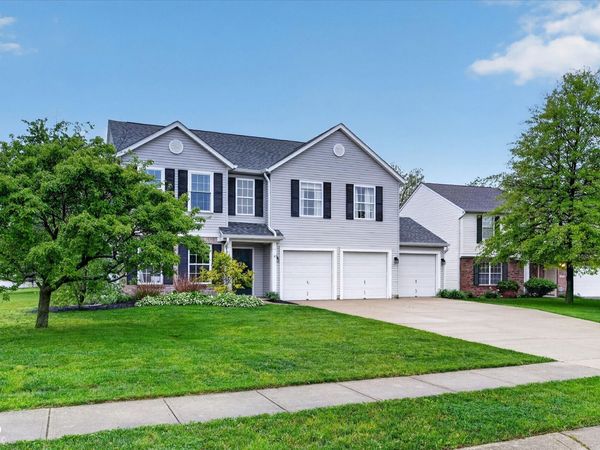 16704 Earl Park Court , Westfield, IN 46074