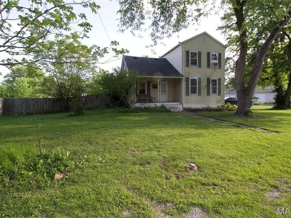 402 E Elm Street, Bunker Hill, IL 62014