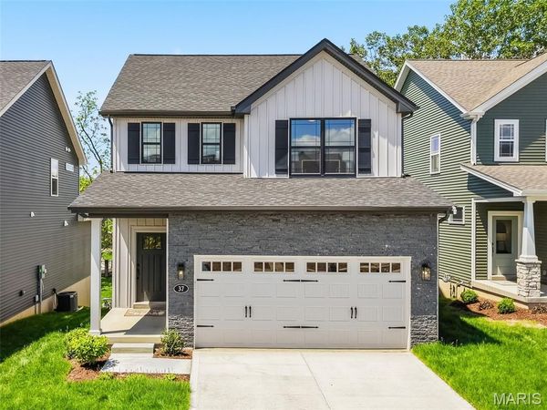 37 Pheasant Ring Drive , St Peters, MO 63376