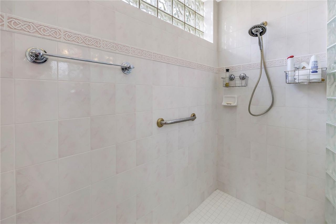 4334 Mirabella Circle , Bradenton, FL 34210 Photo