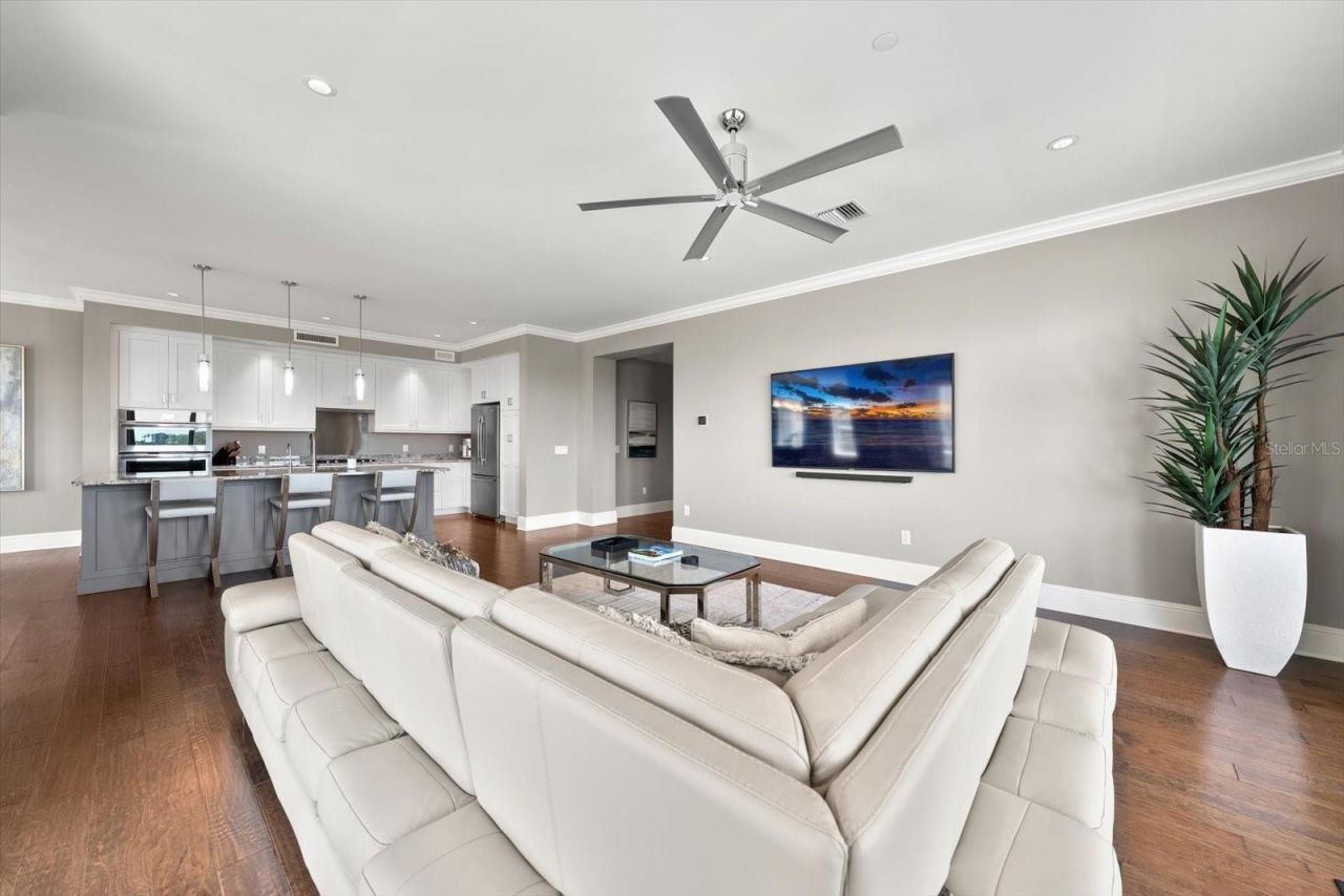 85 Belleview Boulevard, Unit 401, Belleair, FL 33756 Photo