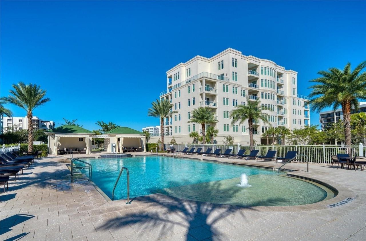 85 Belleview Boulevard, Unit 401, Belleair, FL 33756 Photo