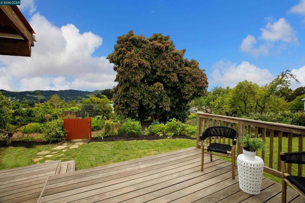 641 Donna Mae Ct, El Sobrante, CA 94803 Main Photo