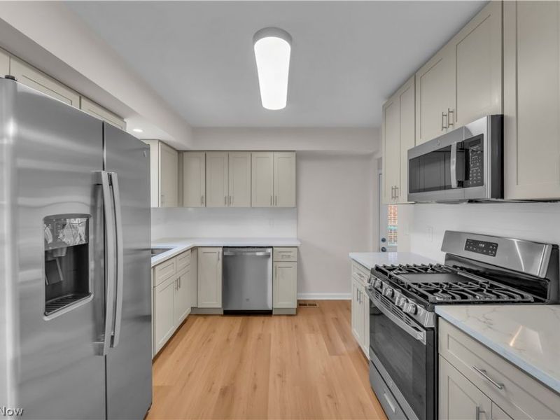 4171 Plymouth Road, Old Brooklyn, OH 44109 Photo 13