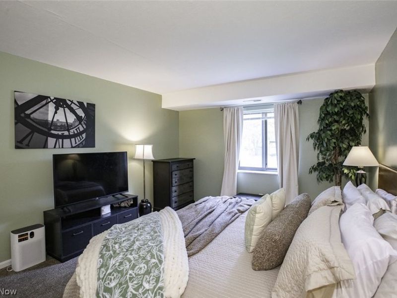 600 Tollis Parkway, Unit 209, Broadview Heights, OH 44147 Photo 13