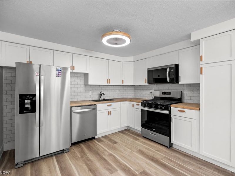 9868 Ridgewood Drive, Twinsburg, OH 44087 Photo 9
