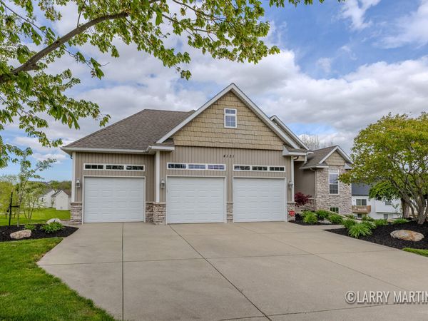 4131 Ayrshire Drive SW, Wyoming, MI 49418