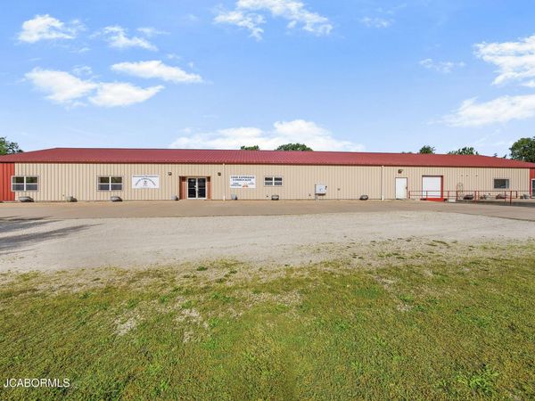 101 N BELLE AVENUE, Belle, MO 65013