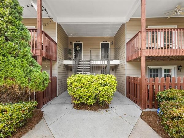 1805 Brighton Point, Atlanta, GA 30328