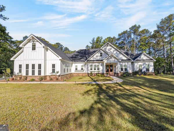 324 S Quail Lane, Pine Mountain, GA 31822
