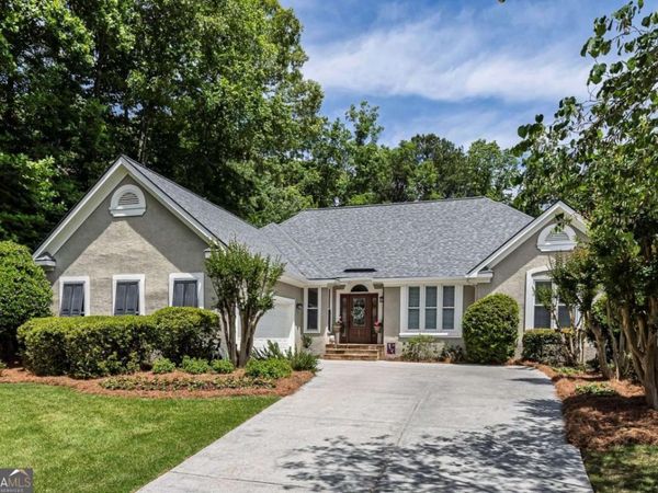 1104 Fox Creek Court, Woodstock, GA 30189
