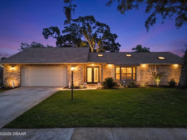 1405 Ruthbern Road, Daytona Beach, FL 32114