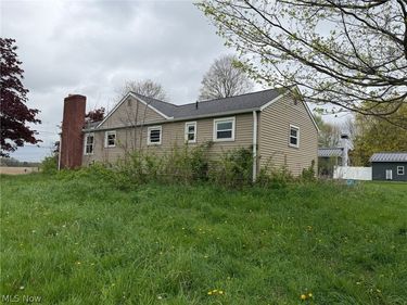 4680 Waterloo Road, Atwater, OH 44201