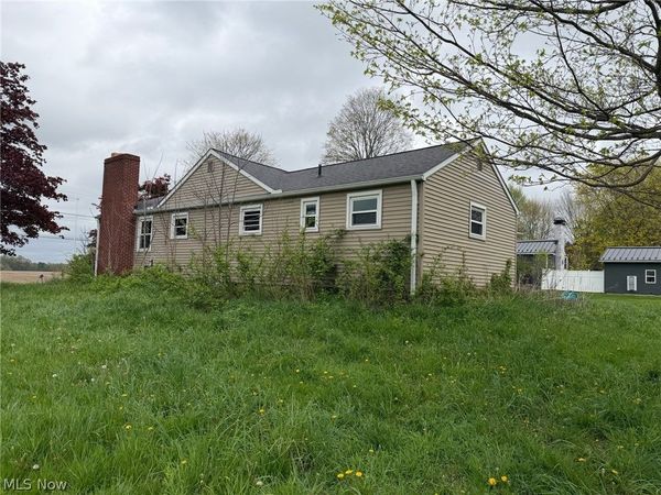 4680 Waterloo Road , Atwater, OH 44201