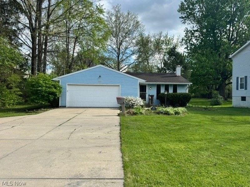 525 Champion Avenue W, Warren, OH 44483 Photo 2