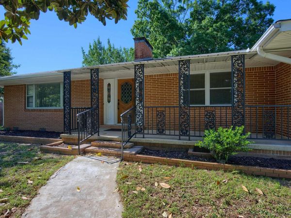 208 INDIAN HILLS Street, Hot Springs, AR 71913