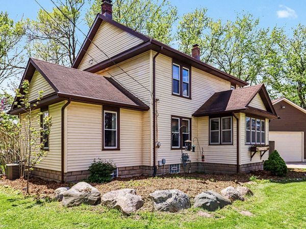 624 Hayes Street NW, Marne, MI 49435