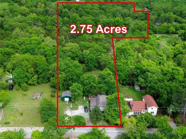 230 Stone Bridge Road , Fayetteville, AR 72701