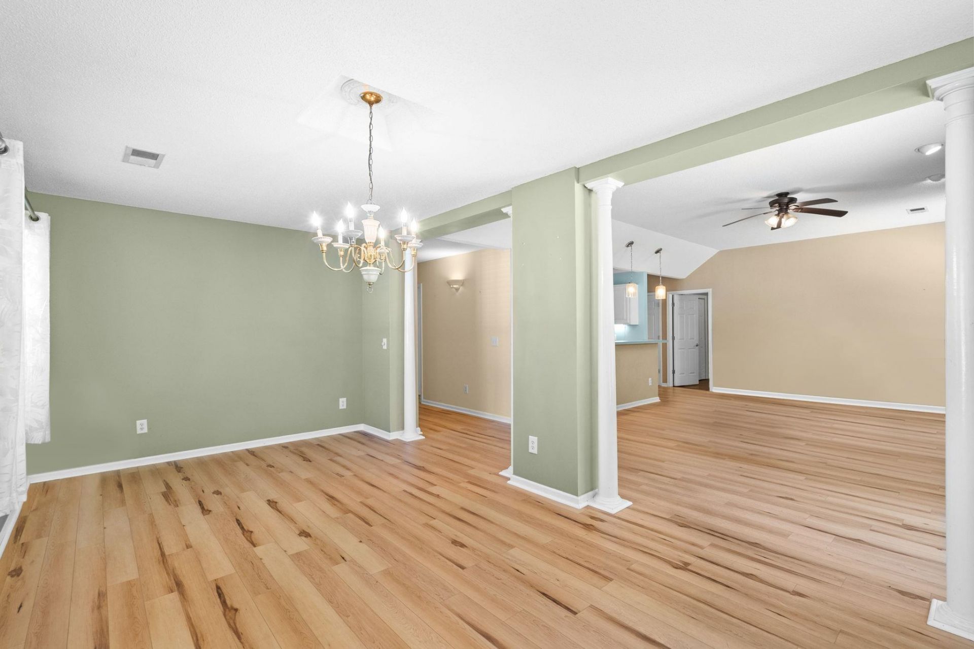 205 Prestwick Rd. Photo 19