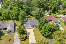 205 Prestwick Rd. photo 4