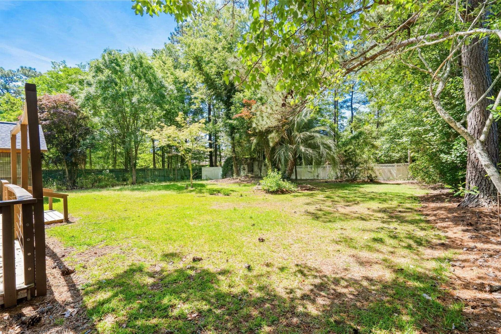 205 Prestwick Rd. Photo 25