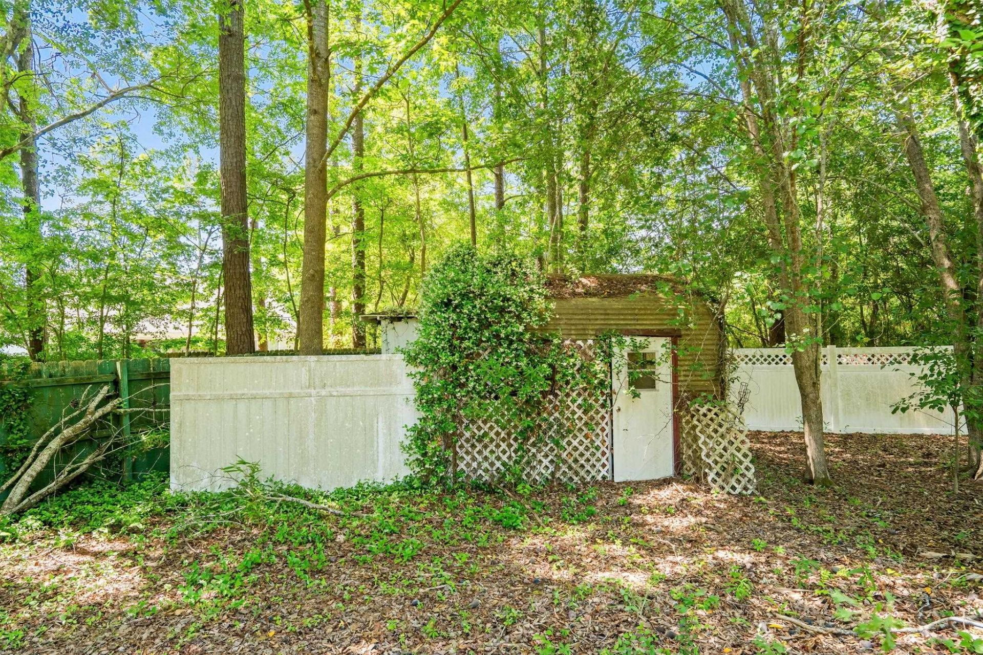 205 Prestwick Rd. Photo 28