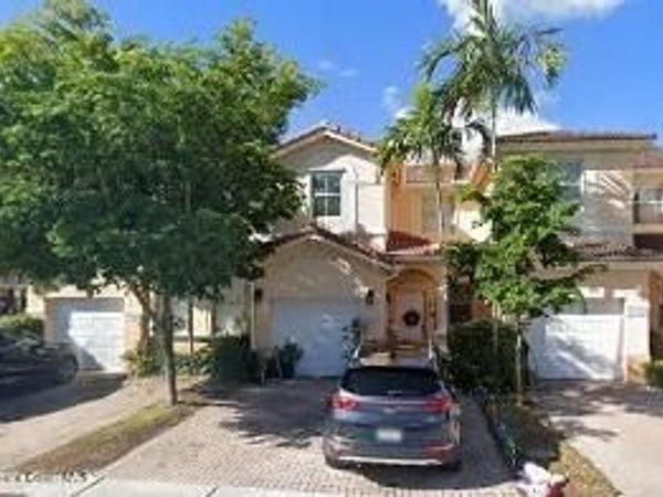12190 SW 124th Path , Miami, FL 33181
