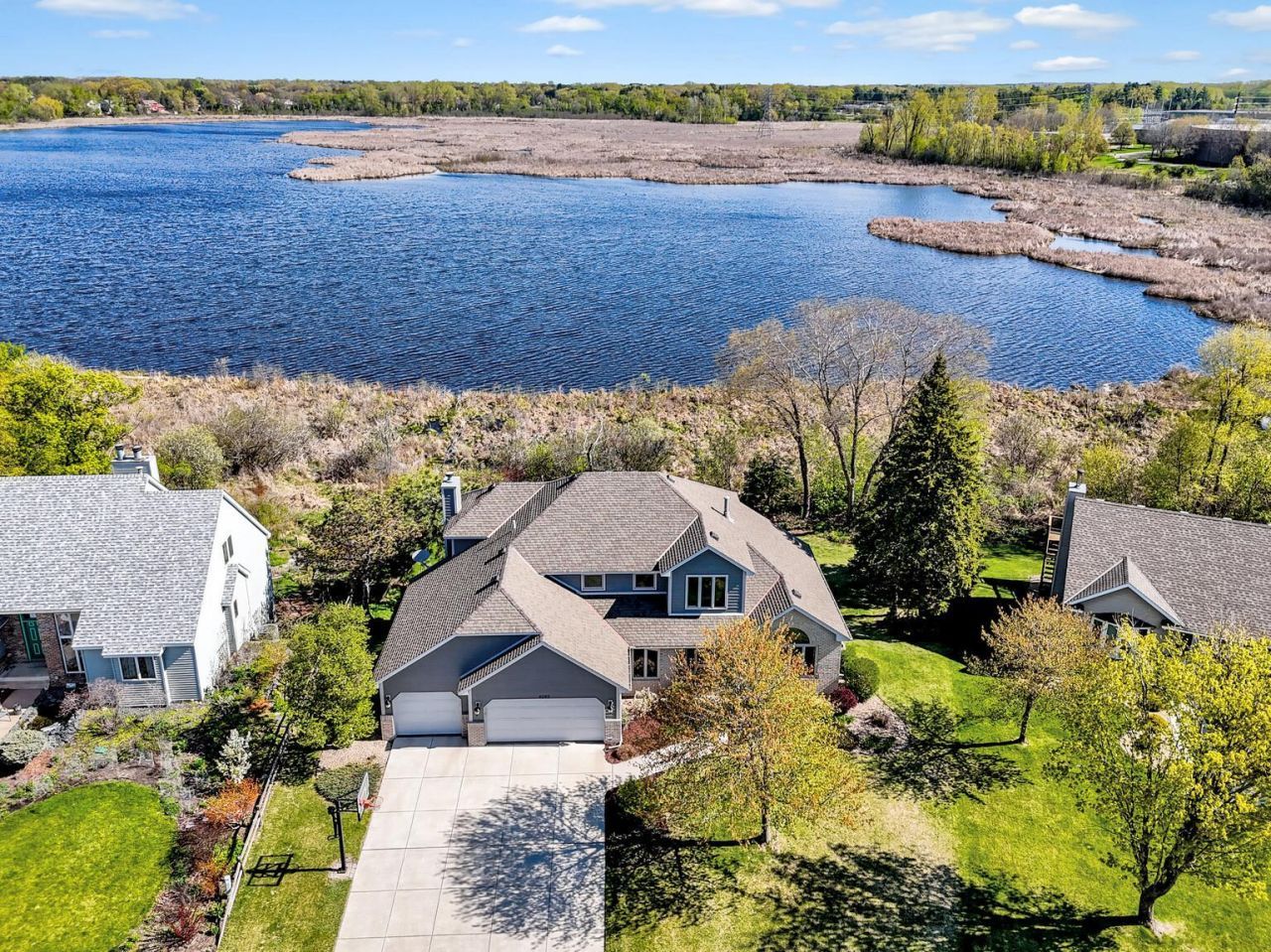 4092 Oakmede Lane, White Bear Twp, MN 55110