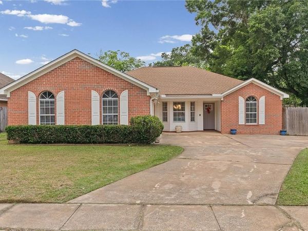 871 Banneker Court , Mobile, AL 36617