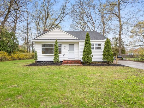 575 East St, Brockton, MA 02302