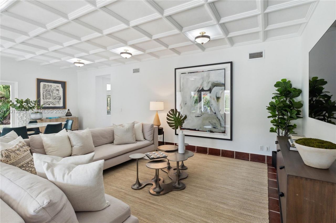 319 Mendoza Ave , Unit 319, Miami, FL 33134 Photo