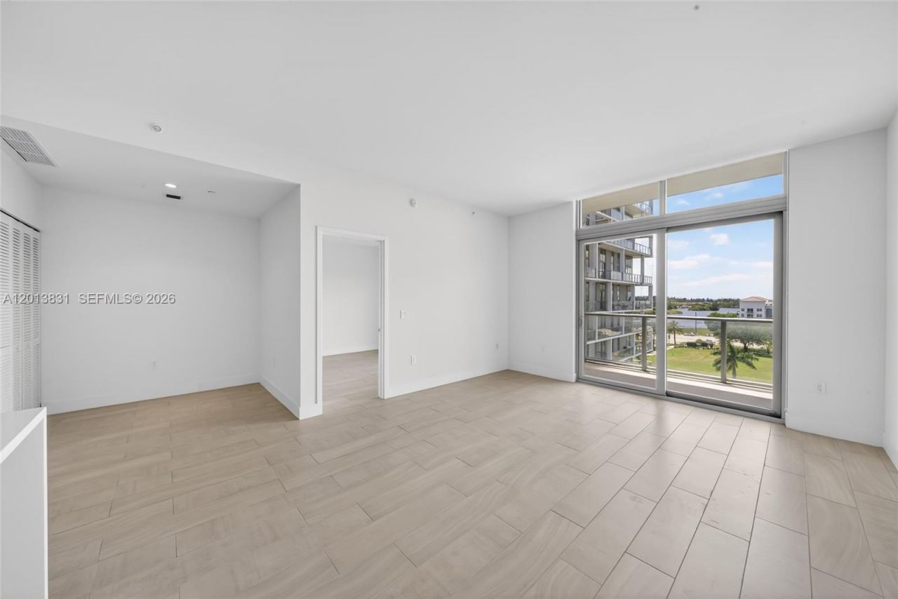 2000 Metropica Way , Unit 615, Sunrise, FL 33323 Photo