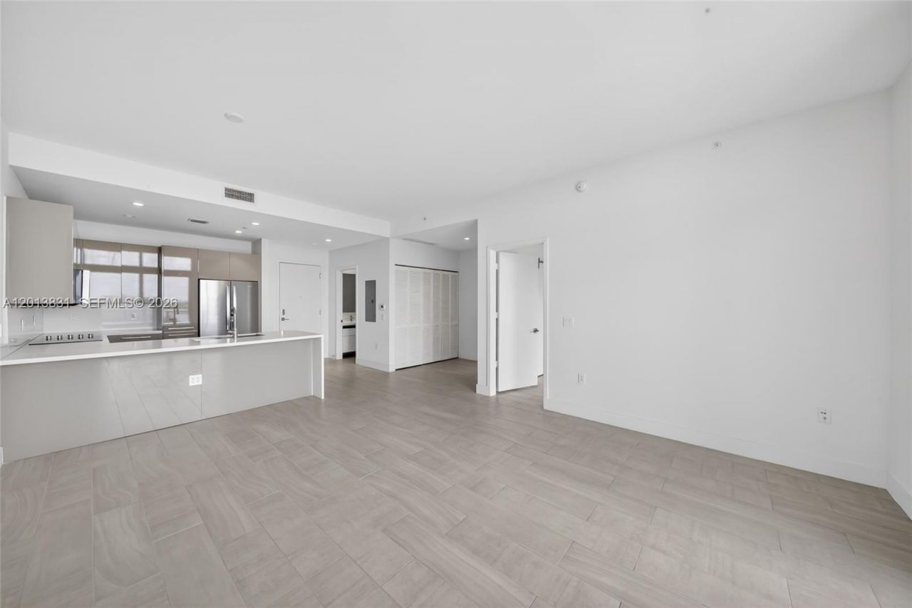 2000 Metropica Way , Unit 615, Sunrise, FL 33323 Photo