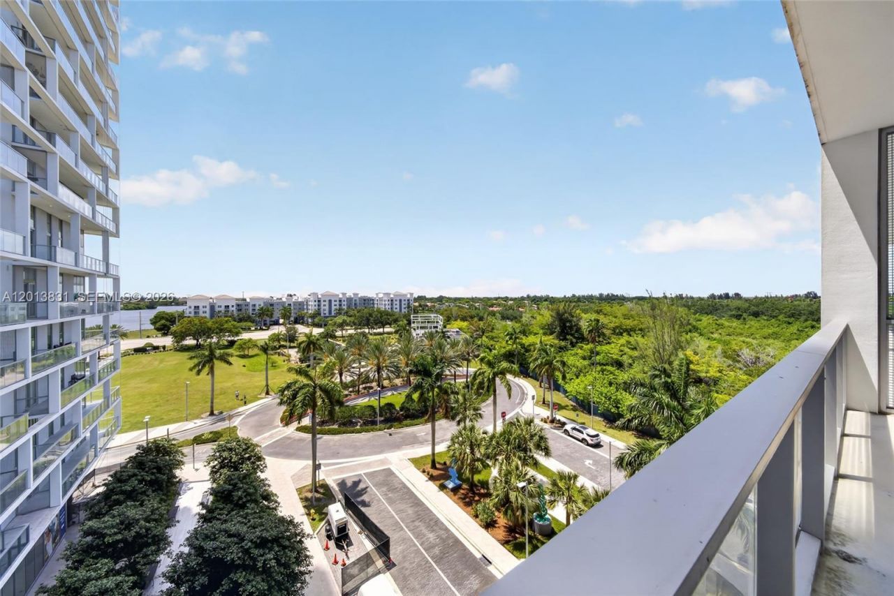 2000 Metropica Way , Unit 615, Sunrise, FL 33323 Photo
