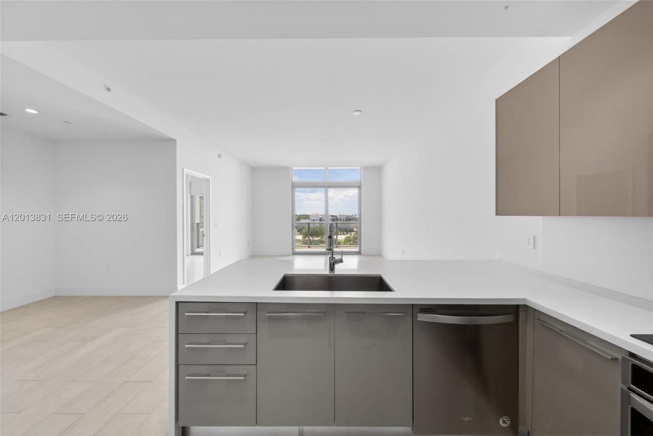 2000 Metropica Way , Unit 615, Sunrise, FL 33323 Photo