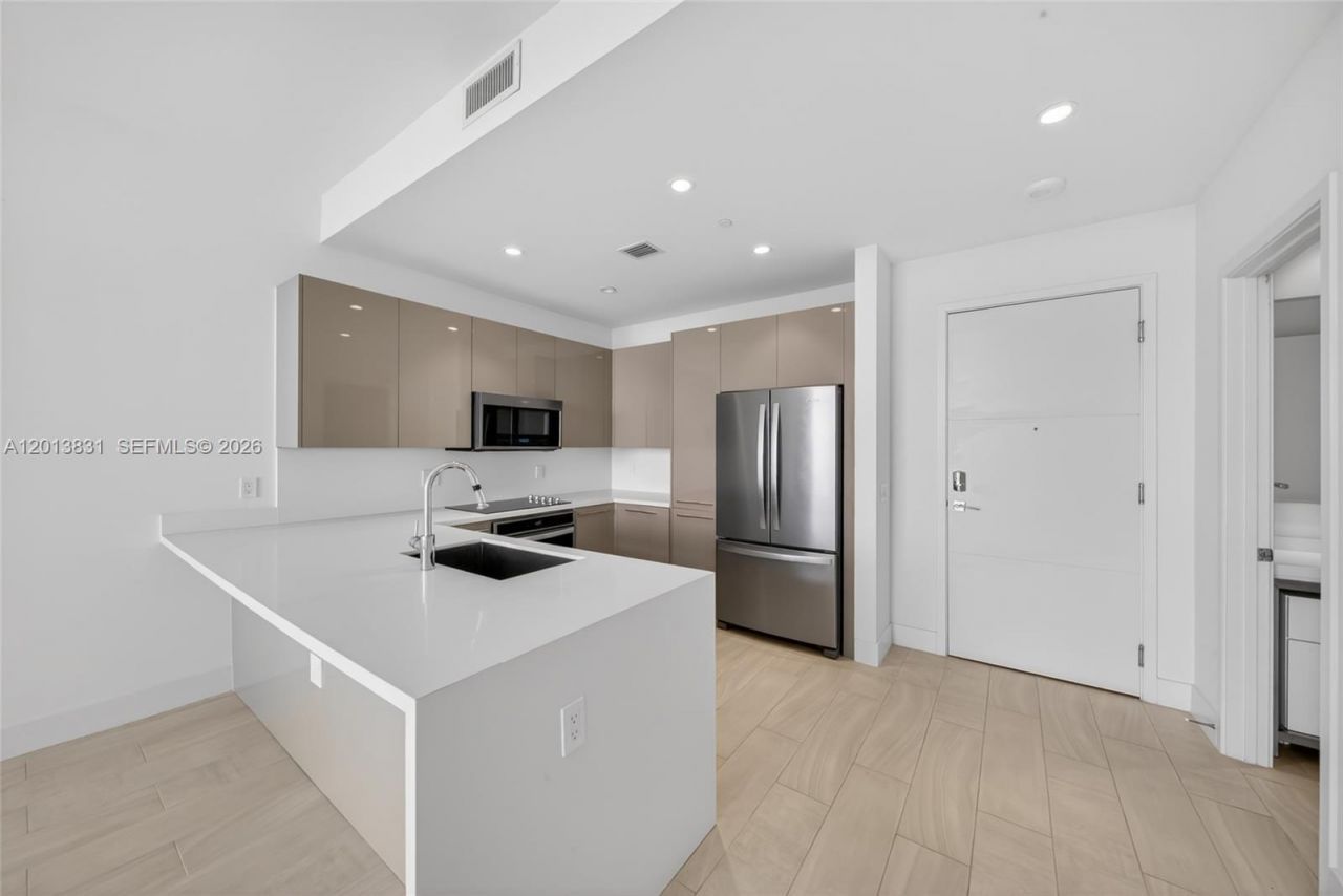 2000 Metropica Way , Unit 615, Sunrise, FL 33323 Photo