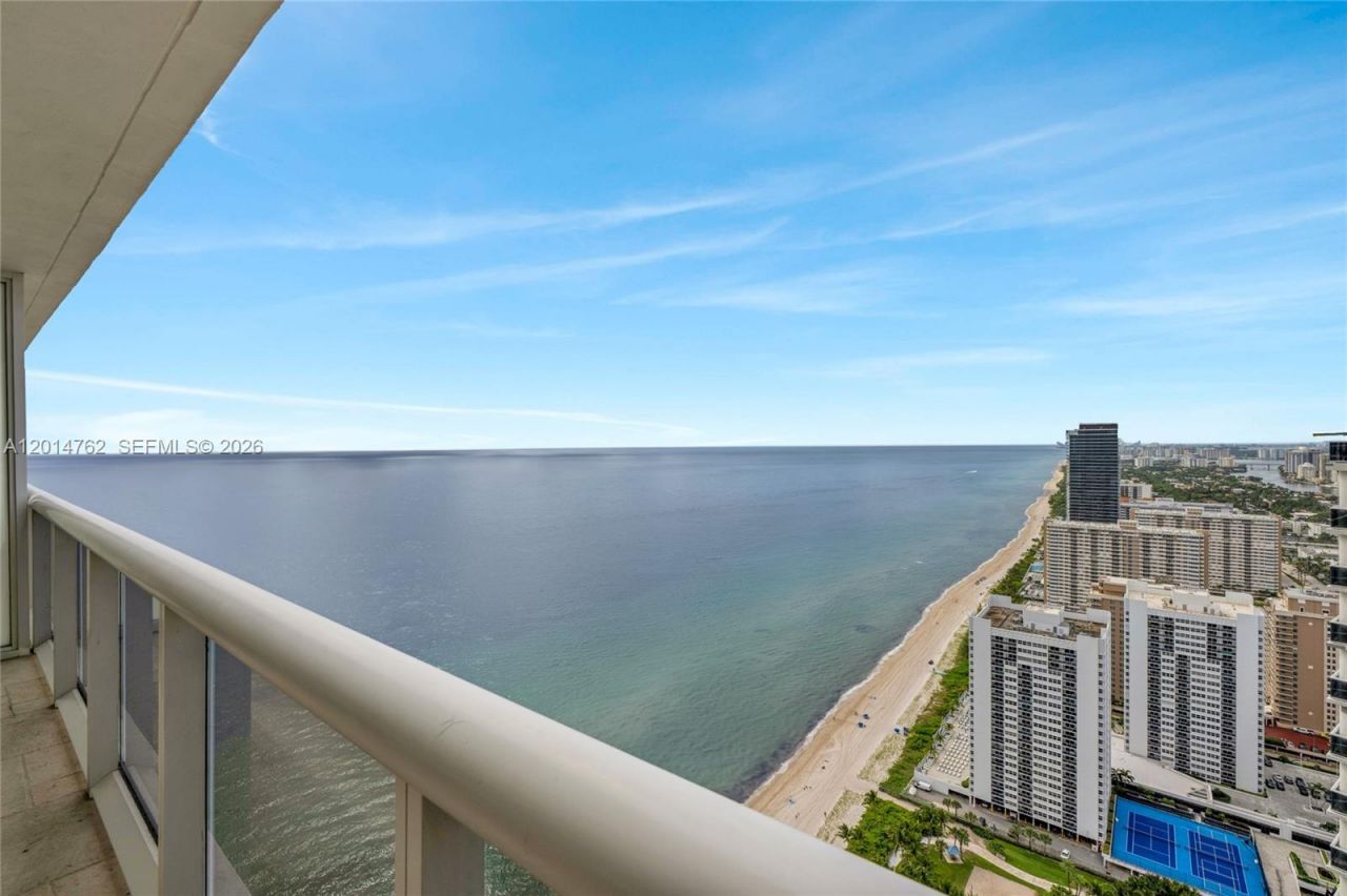 1830 S Ocean Dr, Unit 4504, Hallandale Beach, FL 33009 Photo