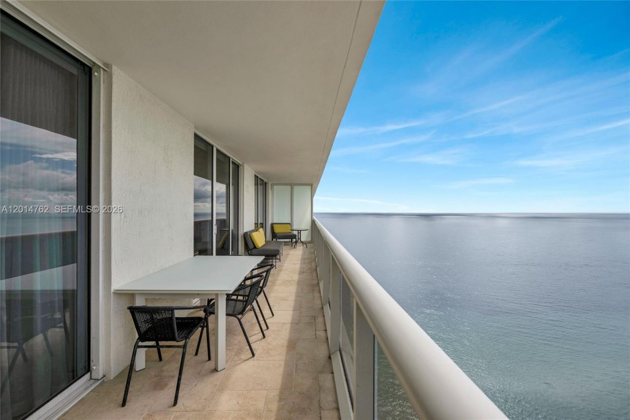 1830 S Ocean Dr, Unit 4504, Hallandale Beach, FL 33009 Photo