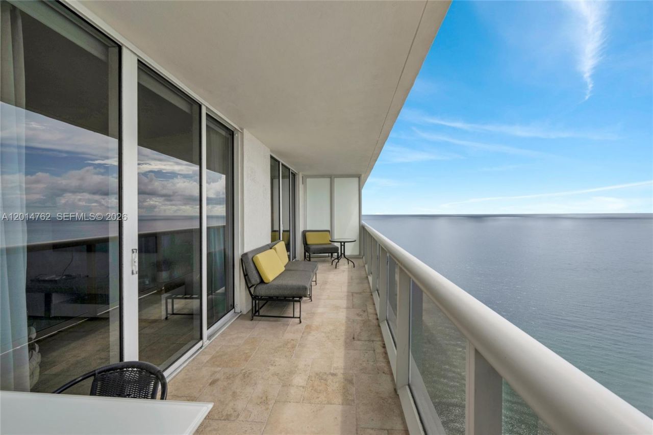 1830 S Ocean Dr, Unit 4504, Hallandale Beach, FL 33009 Photo