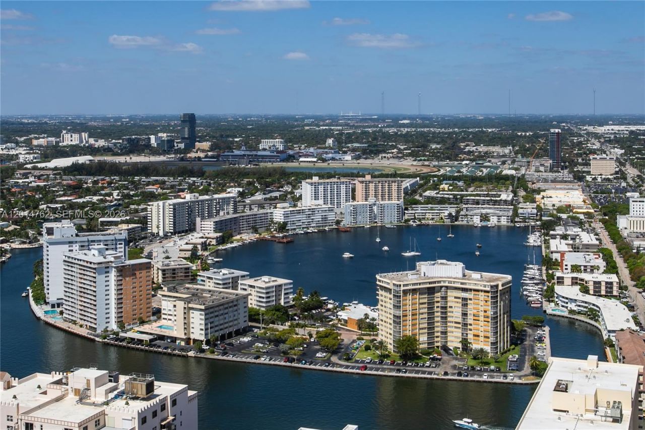 1830 S Ocean Dr, Unit 4504, Hallandale Beach, FL 33009 Photo
