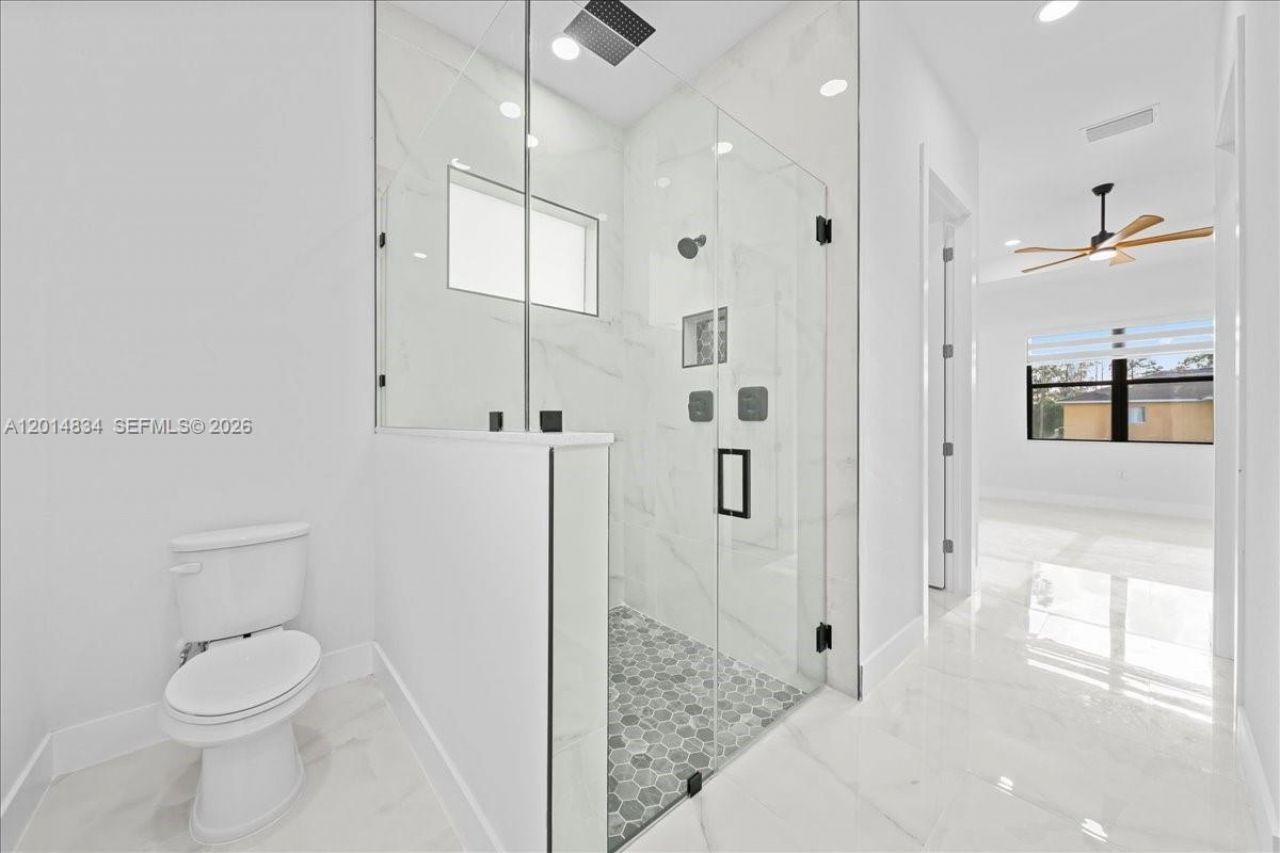 626 Beach Ave S, Lehigh Acres, FL 33974 Photo
