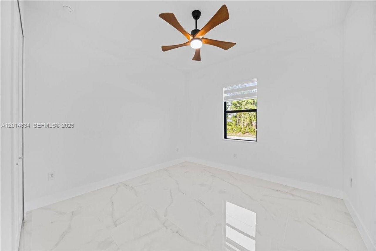 626 Beach Ave S, Lehigh Acres, FL 33974 Photo