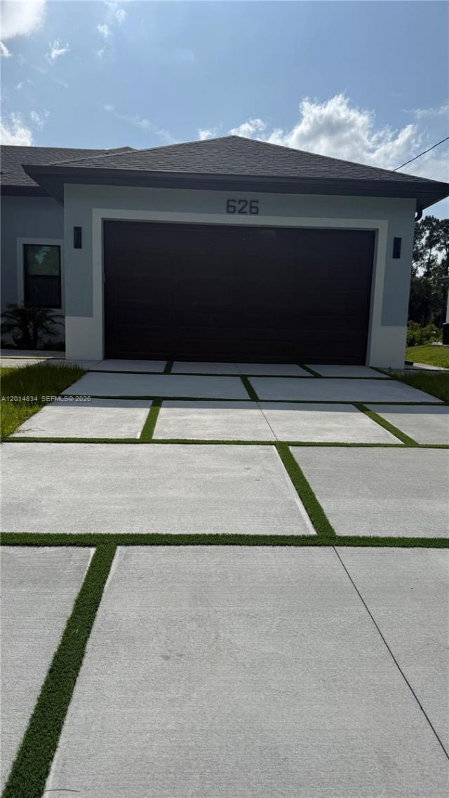 626 Beach Ave S, Lehigh Acres, FL 33974 Photo