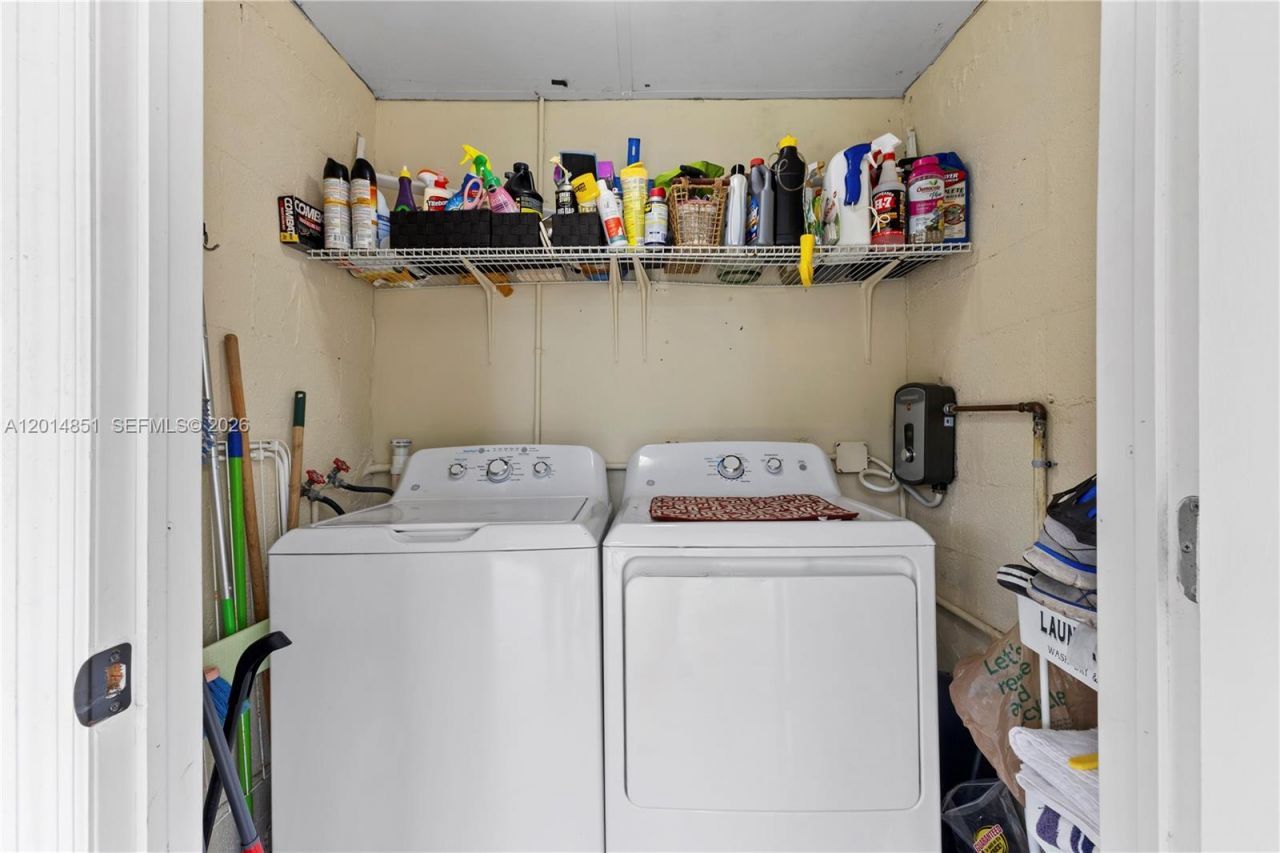 4230 SW 111th Ave, Miami, FL 33165 Photo