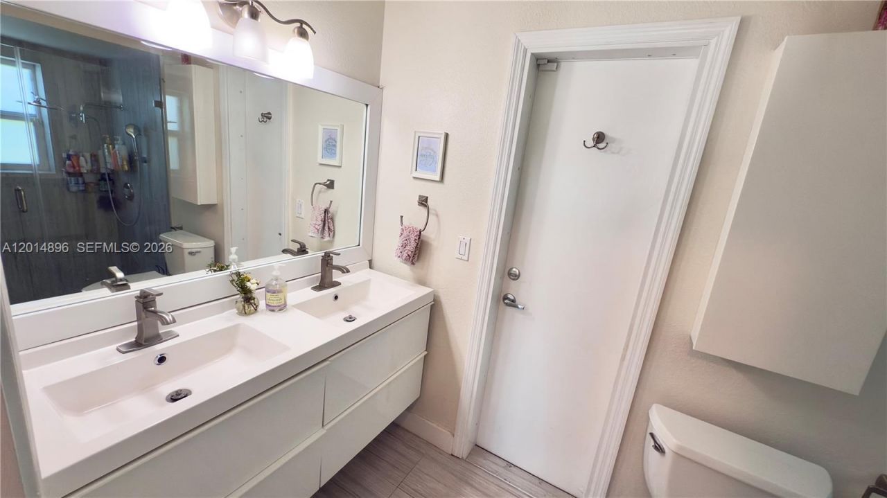 2411 NW 31st St , Boca Raton, FL 33431 Photo