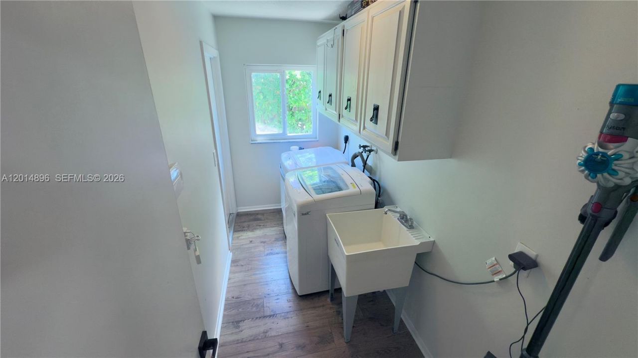 2411 NW 31st St , Boca Raton, FL 33431 Photo
