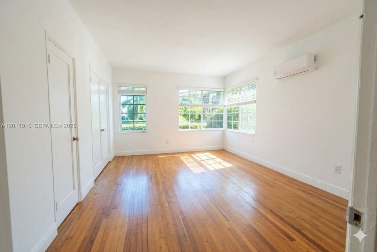 7936 Harding Ave, Unit 1, Miami Beach, FL 33141 Photo