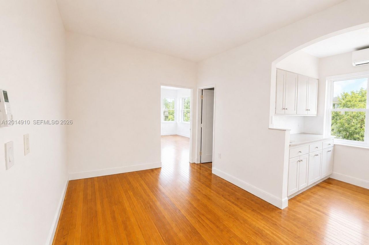7936 Harding Ave , Unit 1, Miami Beach, FL 33141 Photo
